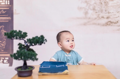 东阳怀孕多久会小腹隆起